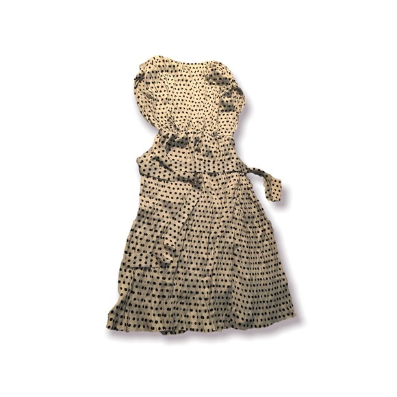 Pleated sleeveless swing dress - Picture 3 of 3